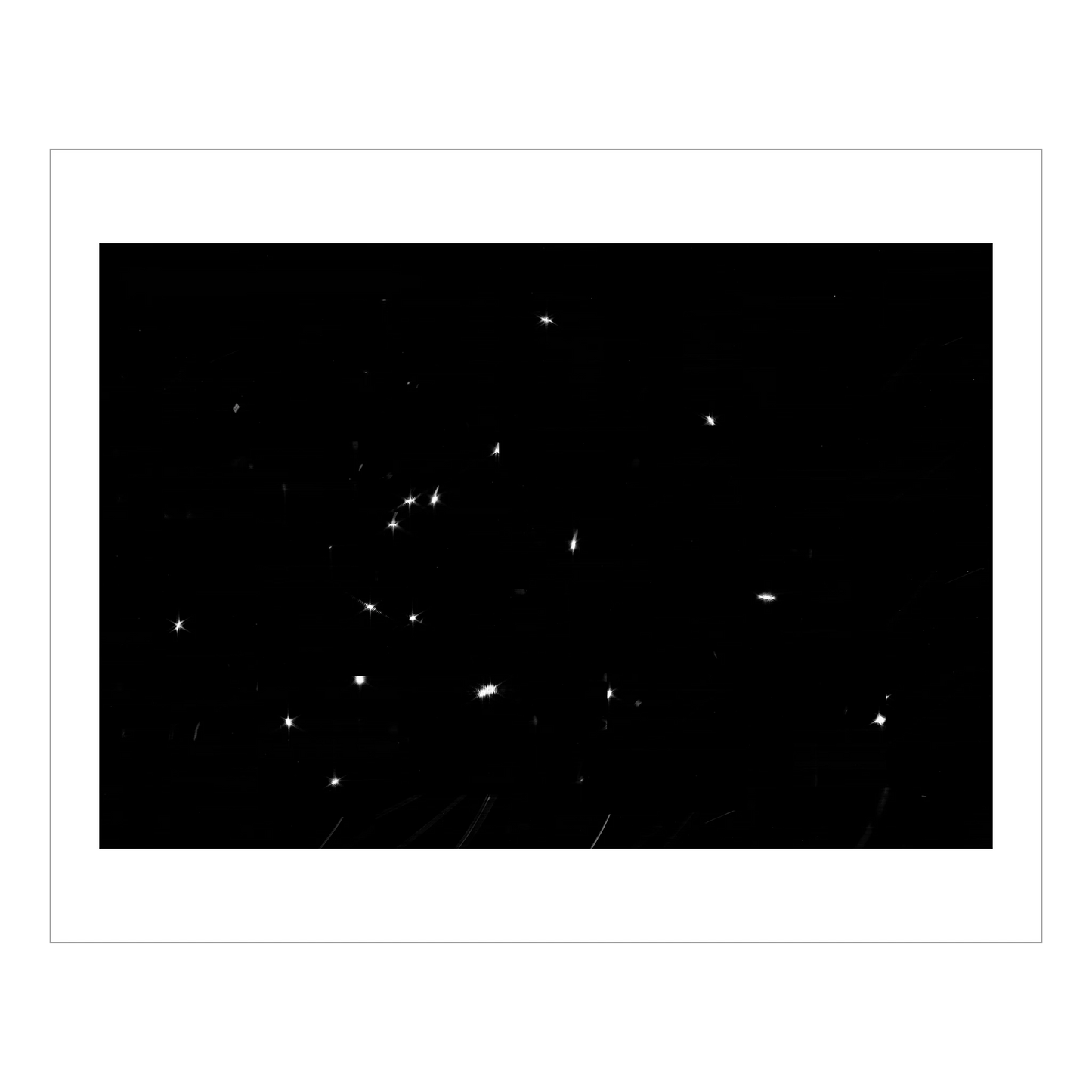 An isolated star (HD 84406) is randomly repeated 18 times, once by each of the still unaligned mirror segments.